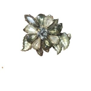 Vintage  Rhinestone Flower Brooch Silver Tone Floral Pin smoky gray